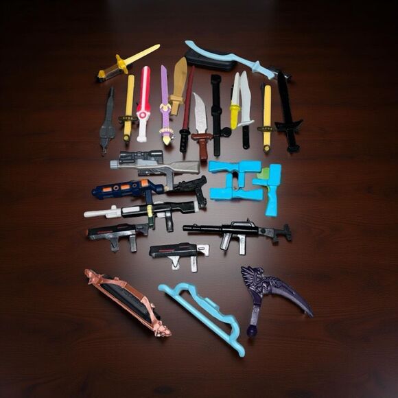 jazwarres Other - 138 Pc Roblox Lot with Accessories, Weapons, Bodies, Hair, Hats Extras B18
